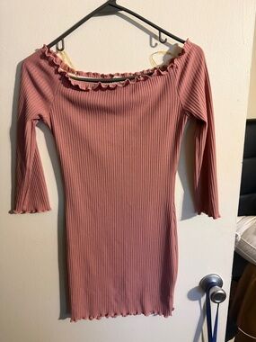 Ribbed Off-Shoulder Dress in Dusty Rose